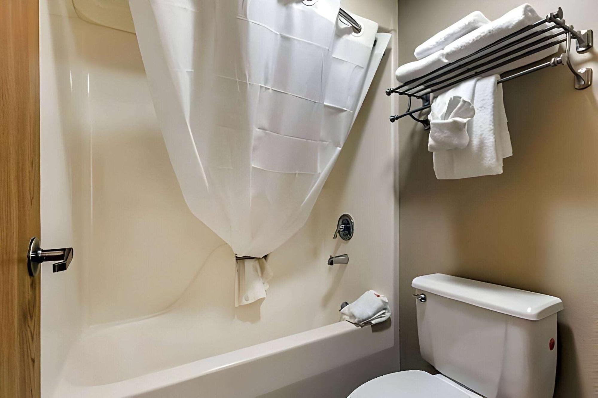 فندق Ramada By Wyndham Branson Theatre District المظهر الخارجي الصورة