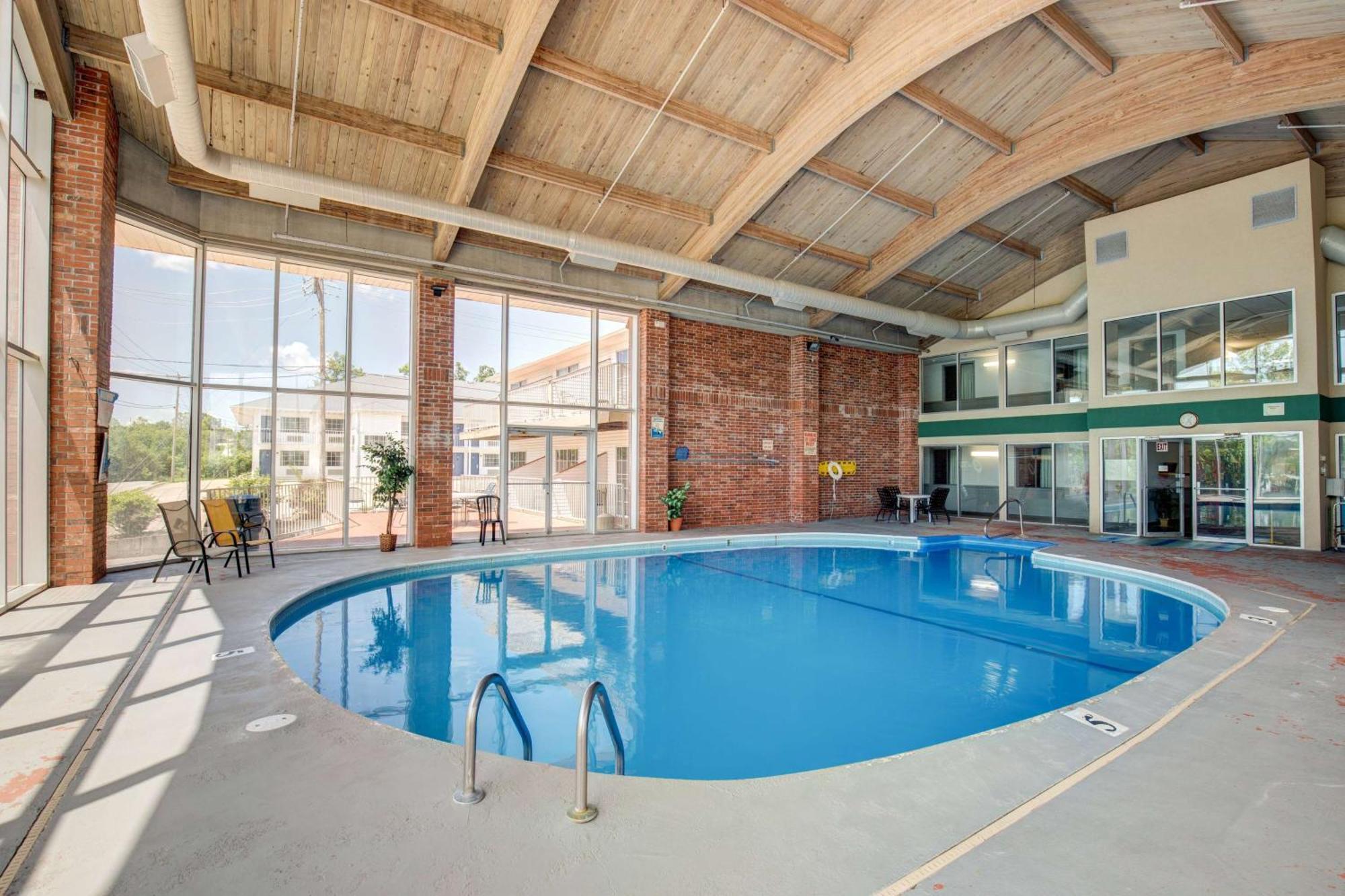 فندق Ramada By Wyndham Branson Theatre District المظهر الخارجي الصورة